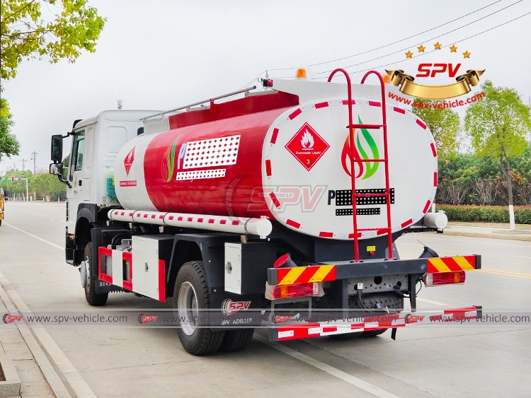 12,000 litres Fuel Bowser Sinotruk HOWO - LB